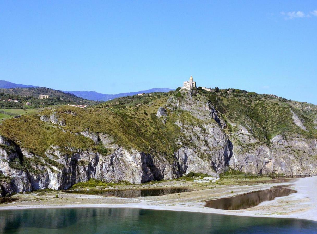 Marinello Camping & Touristic Village Oliveri Eksteriør bilde